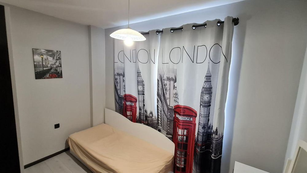 Тристаен апартамент в ж.к. Дружба 2 .