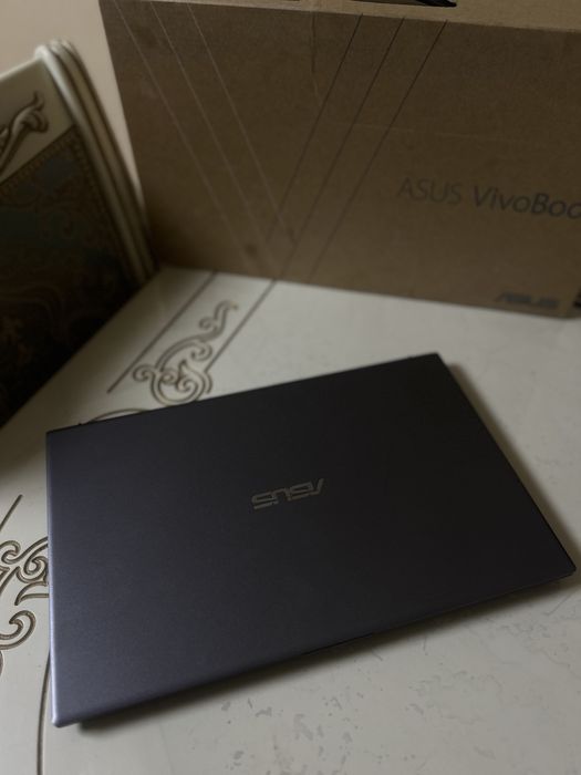 Продам , ноутбук