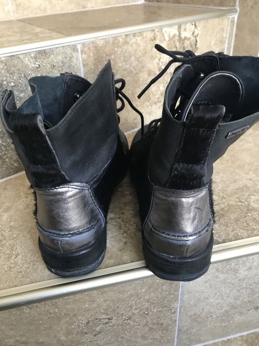 Дамски боти Bugatti