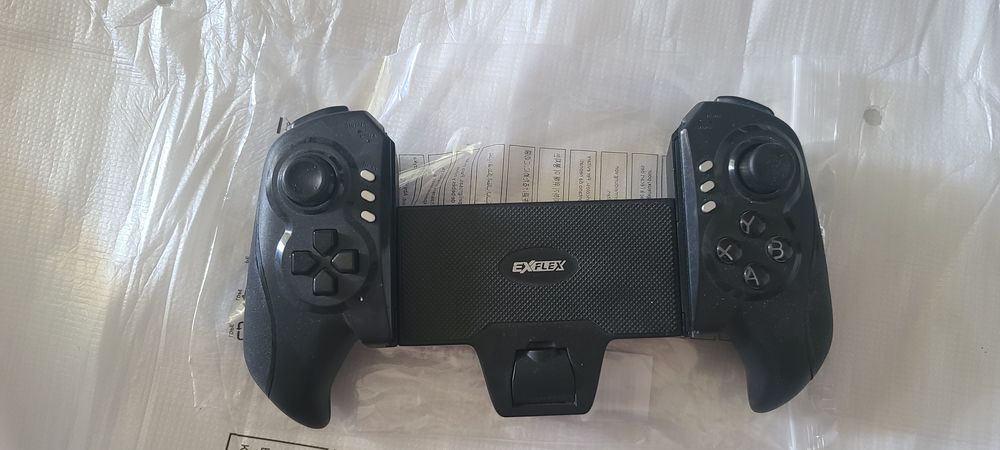 Gamepad EXFLEX для игр на телефоне