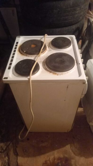 Продам электроплиту ардо