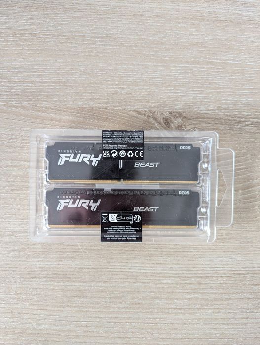 GARANTIE! 32GB DDR5, 5600MHz, Memorie Kingston Fury Beast