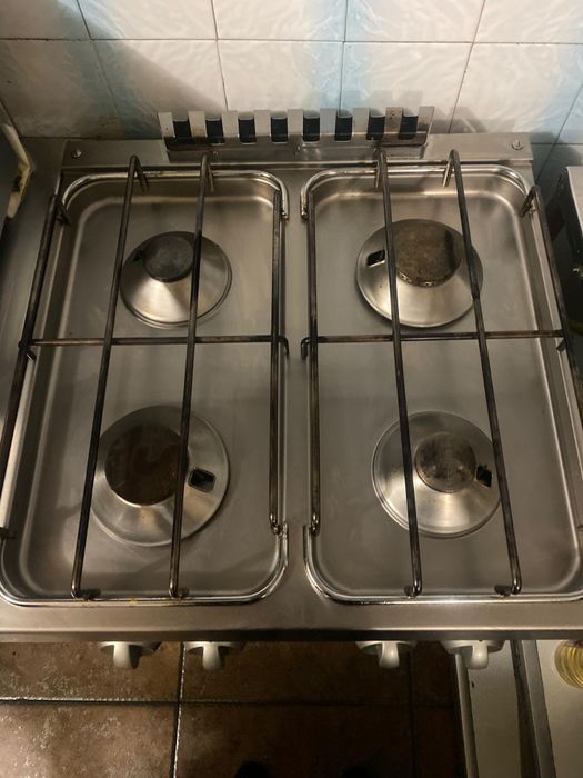 Aragaz profesional pe gaz