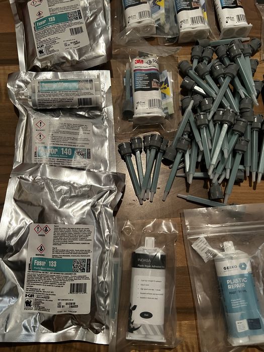 Лепила и материали