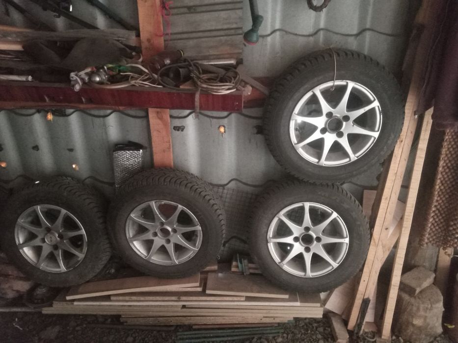 Продам колеса в хорошем состоянии, варианты.