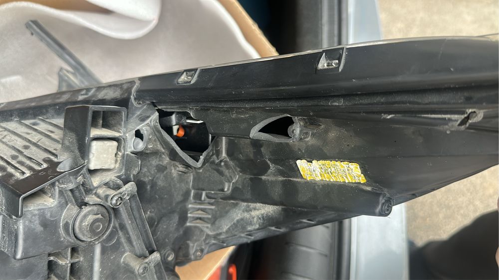 Правая фара акцент 2021 рест