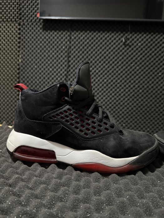 Air Jordan MAX 200