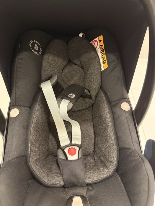 Scoica Auto Maxi Cosi Pebble Pro I-Size ESSENTIAL BLACK