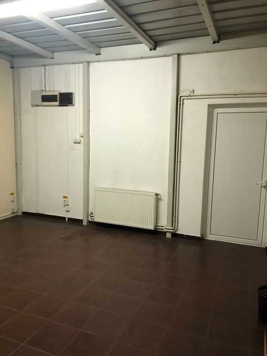 Inchiriere hala industriala Bucov - 450 mp - 2025 eur - 4,5 eur/mp