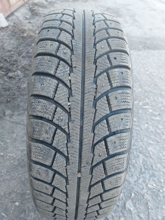 Продам шины. Комплект