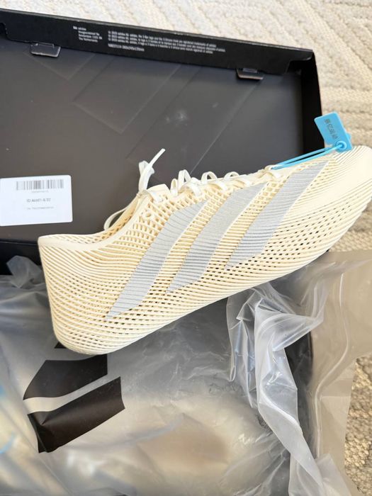 Adidas оригинал 100%
