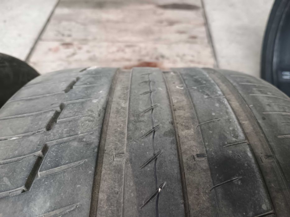 Летни гуми continental 245 45 18 и 275 40 18 спорт пакет.