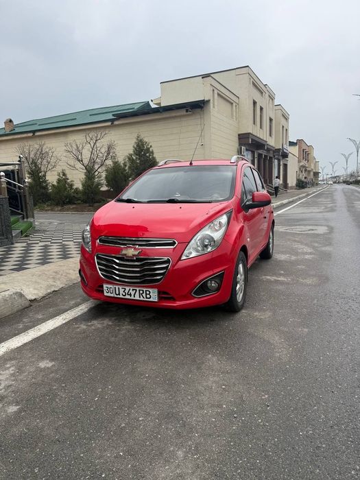 Avtomat Spark sotiladi yili 2012. Narxi 5200$