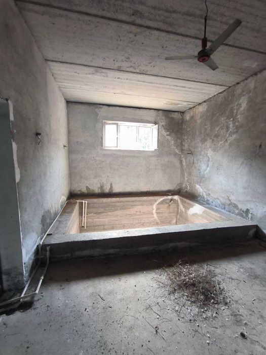 Продается 1 этажное нежилое здание - 688 м2 парк Фуркат, Рисовый.