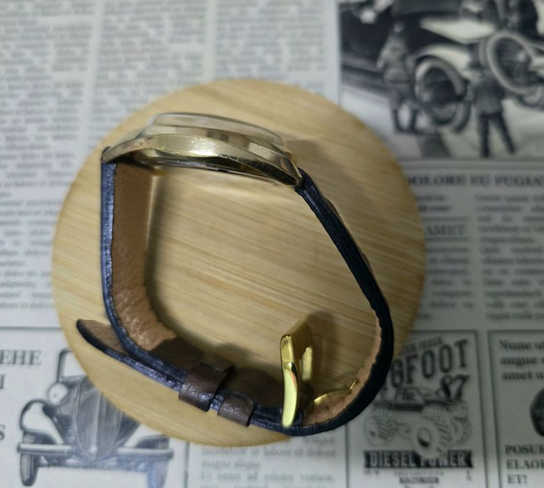 Vand Ceas mecanic pentru barbati Poljot 2614, cadran auriu