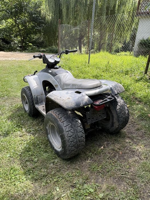 Vând atv e-ton 150 cc pret castană