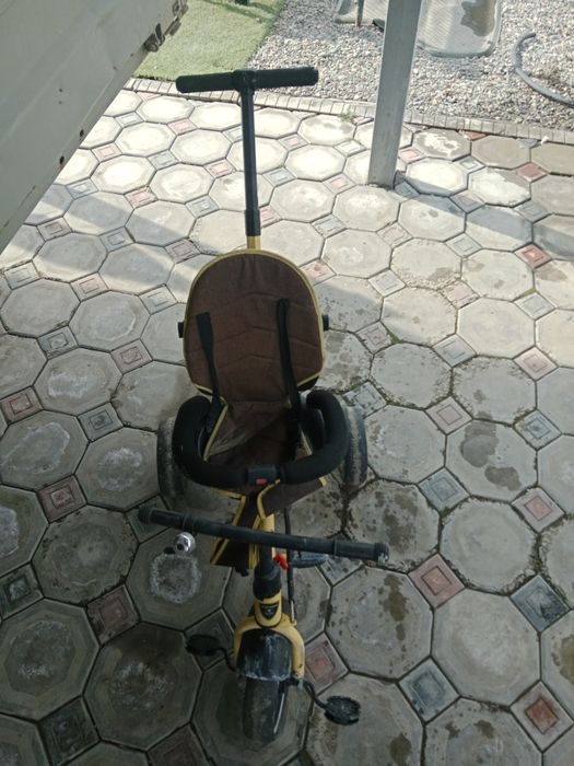 Продам детский велик в хорошем састояние