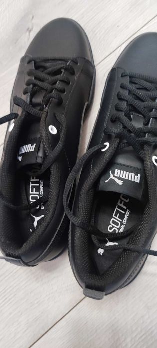 Adidasi / Pantof negru Puma foarte eleganti NOI! Marimea 40