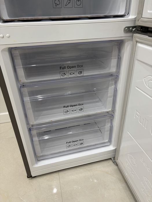 Новый Холодильник Samsung