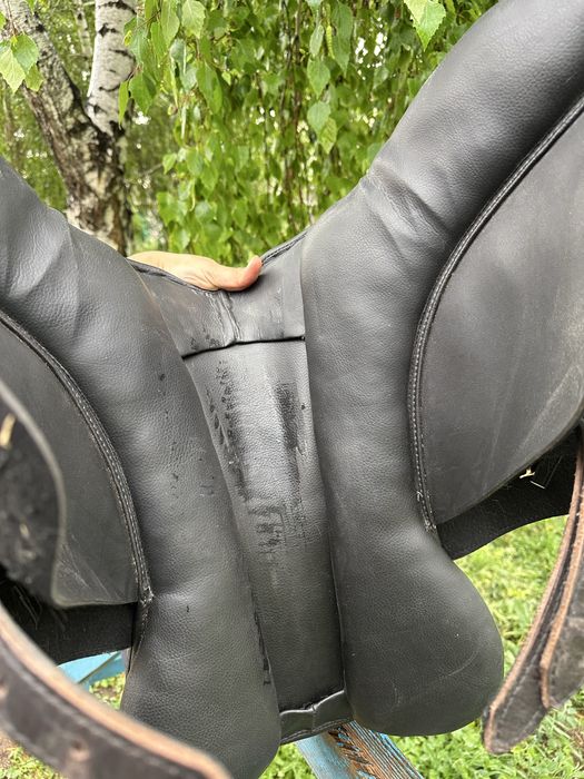 Продам седло спортивное