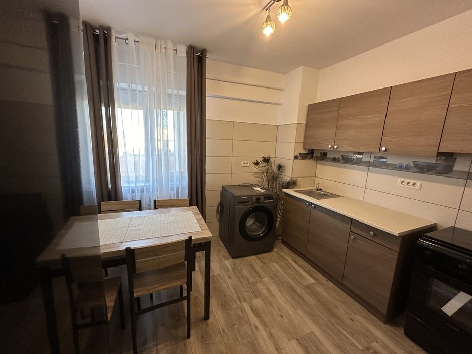2 camere ultracentral Pitești | Renovat integral | Mobilat și utilat