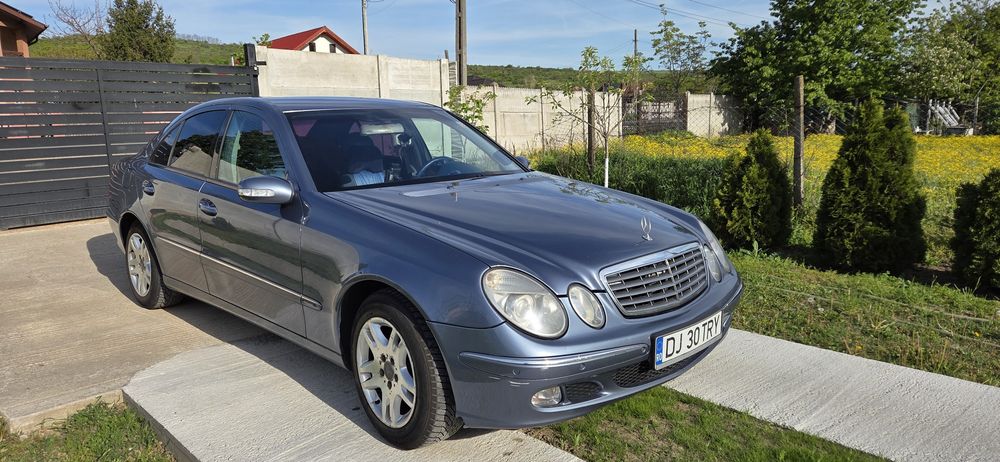 MERCEDES-BENZ E-Class 2004 — imagine 2