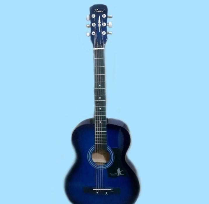 Акустическая гитара