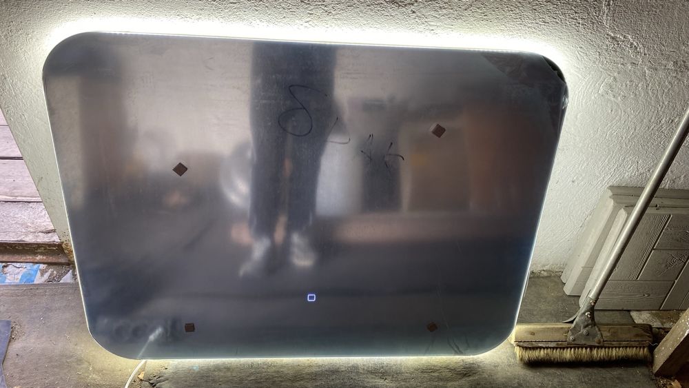 Новый зеркало светящий..  ////…