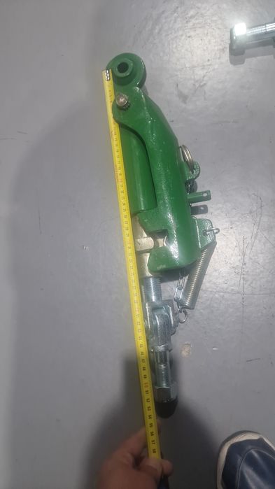 Ancora stabilizator tractor john deere seria 5000 6000 7000 .tenson vertical reglabil pret 1250 lei .se poate trimite prin curier rapid în toată tara