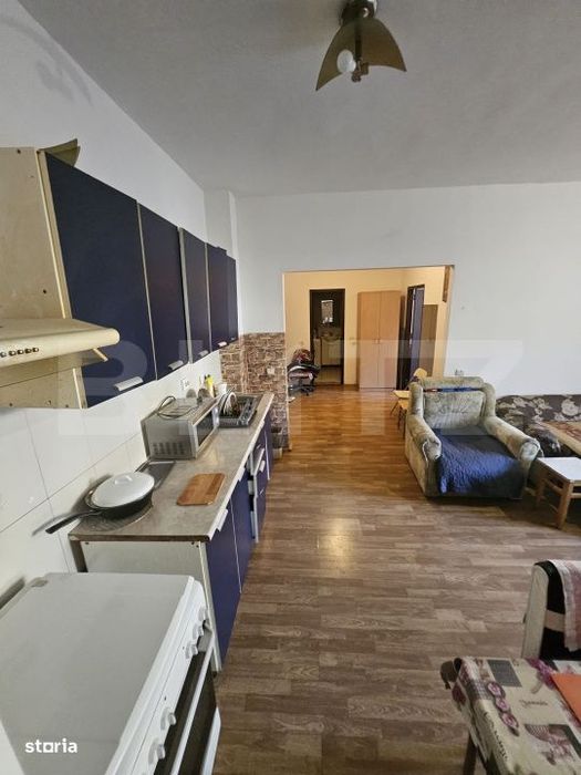 Apartament semidecomandat cu 2 camere, 58 mp, zona Porii