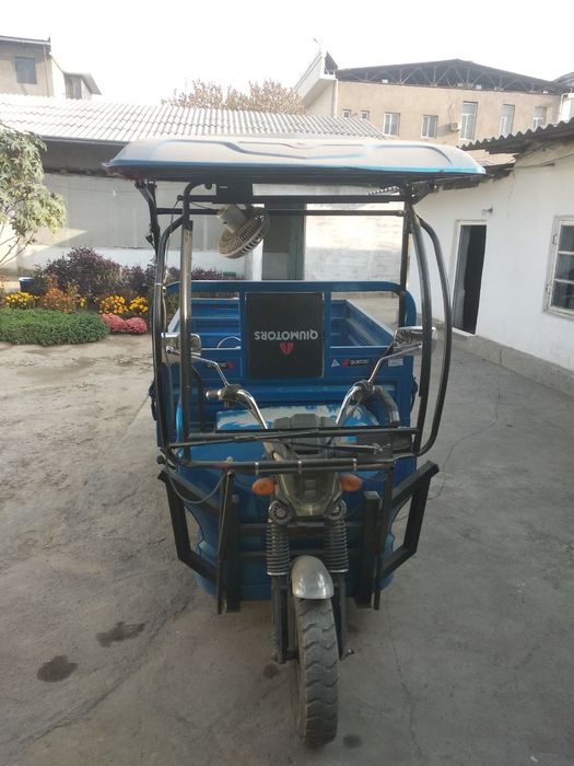 Skuter muravey sotiladi