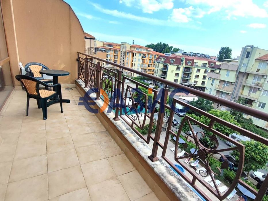 Продава се Тристаен апартамент в к.к. Слънчев бряг - 121 кв.м за 678 €/кв.м - Снимка #9