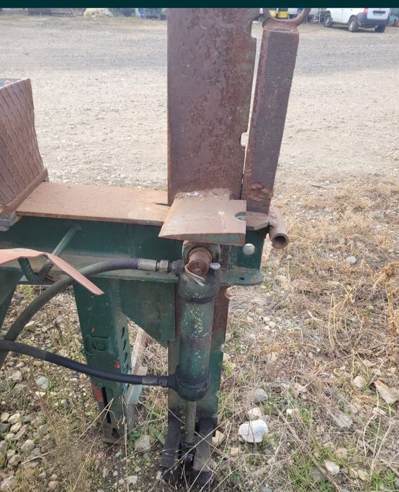 Crepator despicator lemn dupa tractor sau fix