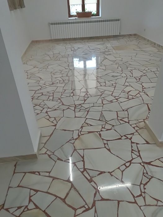 Șlefuit și lustruit mozaic marmură și granit