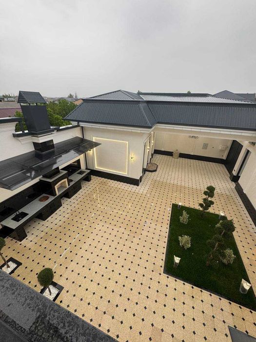 R1 Сдаётся Участок в Аренду на Мирабадском р-не, ор-р Гостиница Россия