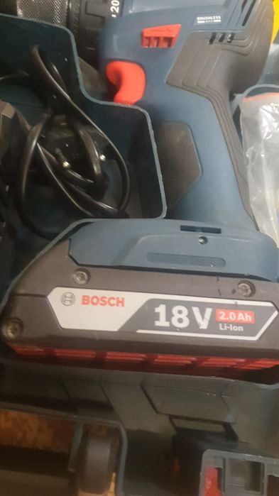 Продаю шуруповерт bosch