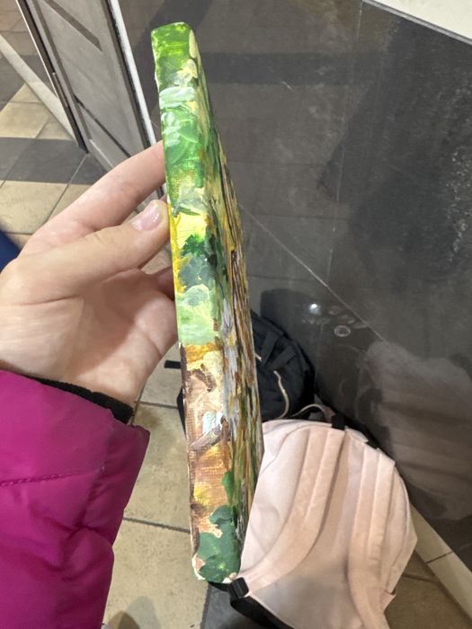 Картина олененок в лесу