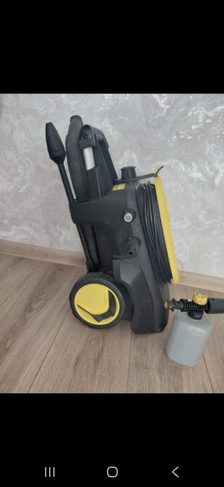 Продается минимойка Kärcher K5 Compact