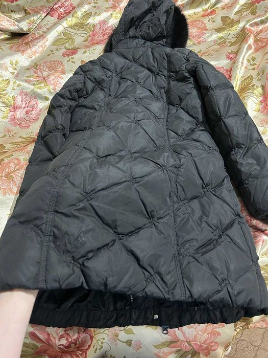 Продам пуховик в отличном состоянии