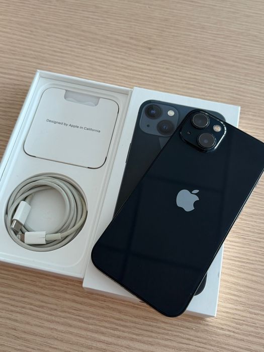 Apple iPhone 13 – 128GB – Midnight (Черен)