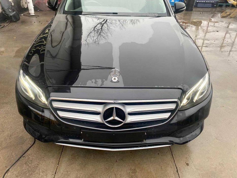 dezmembrez mercedes E class W213/far w213/ bara fata w213