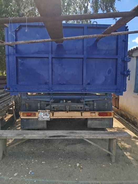 Продам КамАЗ 4425