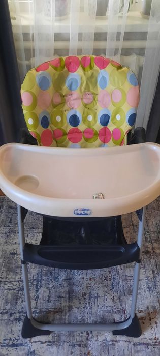 Стул фирмы Chicco