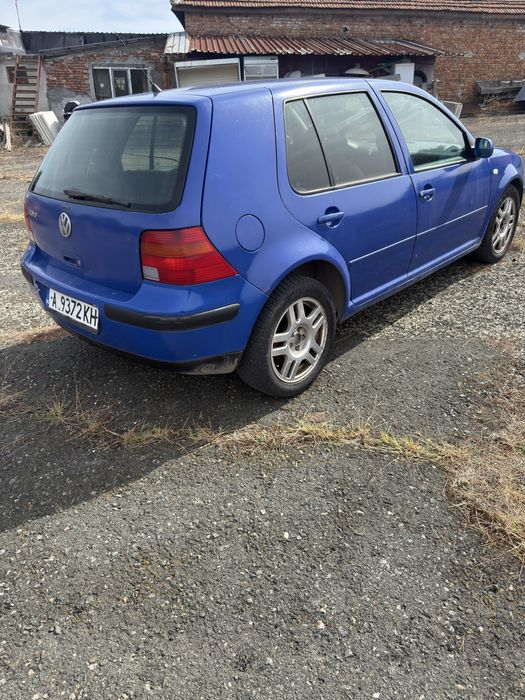 VW Golf 1.6 101 к. с.