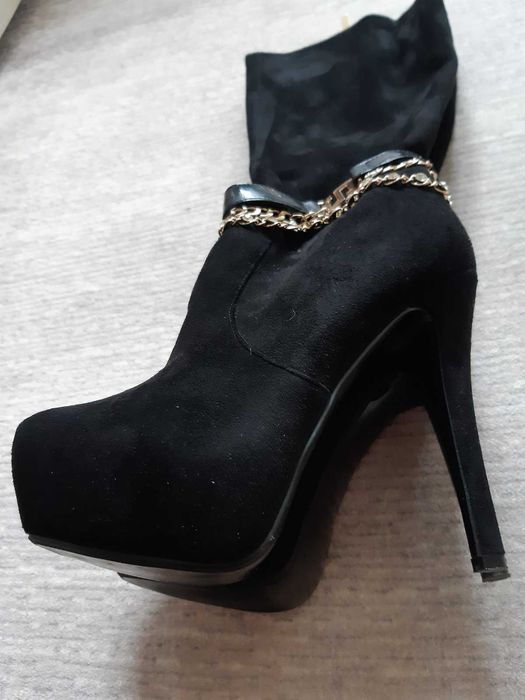 Ботуши велур с камъчета