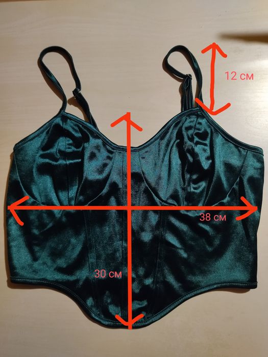 Красив зелен дамски потник тип корсет