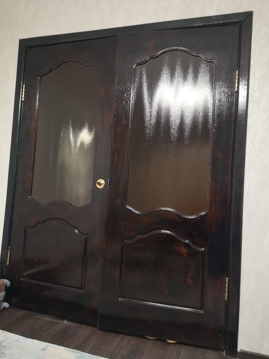 Продвется двойная дверь