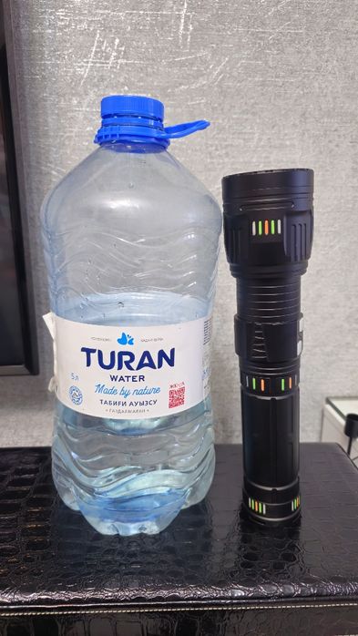 Мощный электрофонарь- прожектор