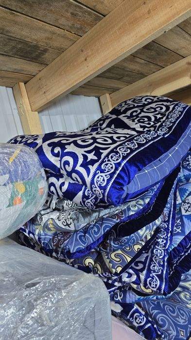 Полотенце матрасы одеало подушки