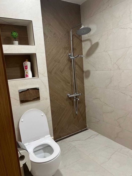 Дава се под наем Тристаен апартамент в София, Зона Б-18 - 99 кв.м за 918 € - Снимка #8